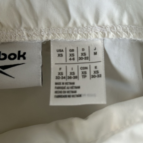 ⭐️VINTAGE⭐️ Reebok performance jacket - Picture 3 of 3